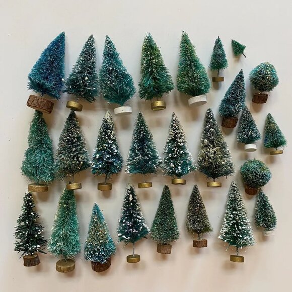 Bottle Brush Trees Lot Christmas Ornaments Decorations for Crafting Decorating - Picture 1 of 3
